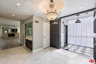 323 N Palm Dr-Unit -3 in Beverly Hills, CA - Building Photo - Building Photo