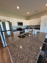 301 Crest Dr in Beatrice, NE - Building Photo - Building Photo