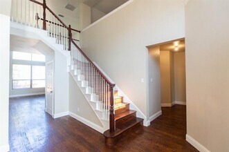 1127 Ranch Vista Dr in Irving, TX - Building Photo - Building Photo