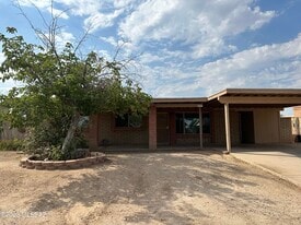 7032 N Northlight Dr