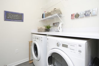 Ridge45 Apartments in Traverse City, MI - Foto de edificio - Interior Photo
