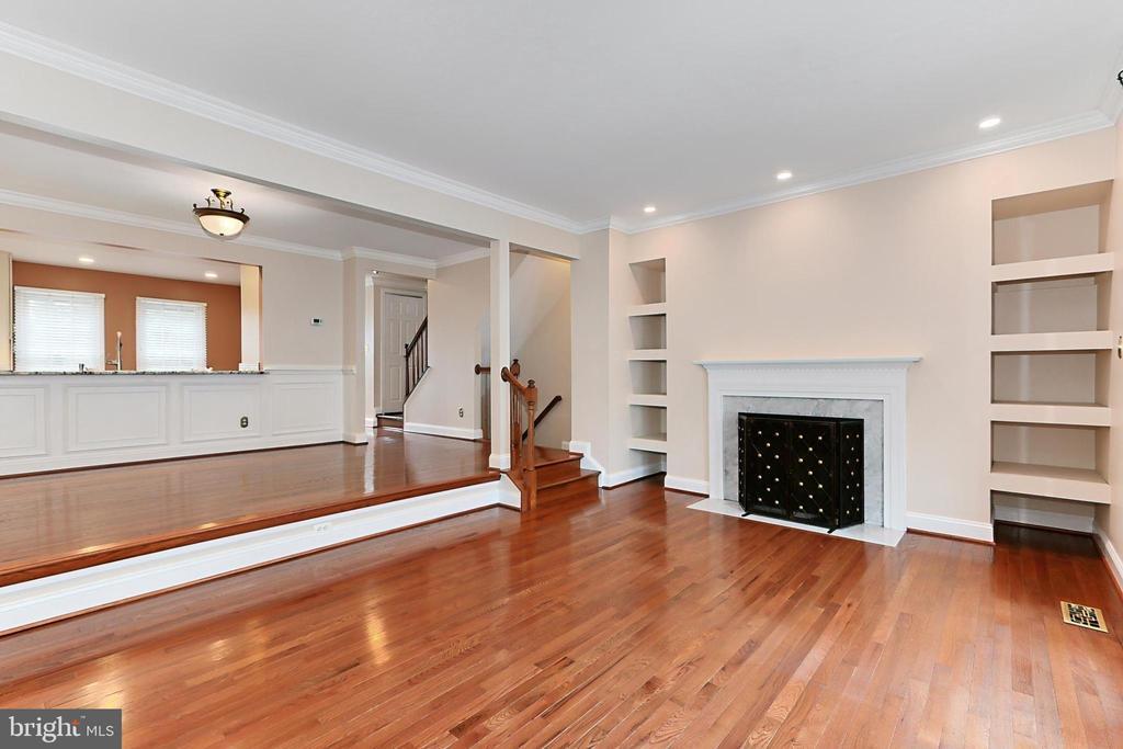 9630 Sutton Green Ct in Vienna, VA - Building Photo