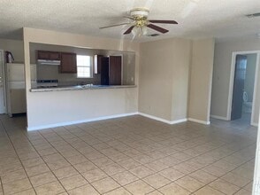 110 Shannon Cir in Del Rio, TX - Building Photo - Building Photo