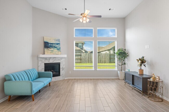 13006 Oleander Bay Ln in La Marque, TX - Building Photo - Building Photo