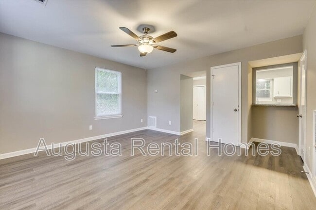 314 W Buena Vista Ave in North Augusta, SC - Building Photo - Building Photo