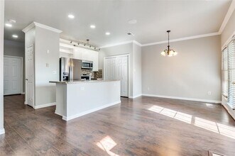 2366 Southcourt Cir in Irving, TX - Foto de edificio - Building Photo