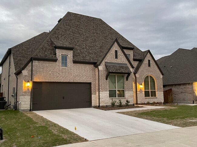 property at 2706 Delta Dr