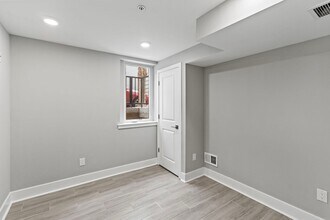 2114 N 8th St in Philadelphia, PA - Building Photo - Building Photo