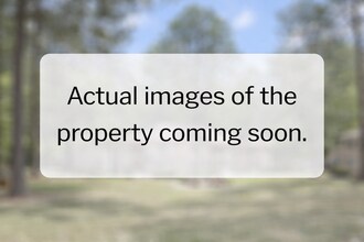 1221 Lake Dr in Gonzalez, FL - Building Photo - Building Photo