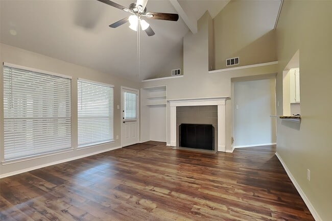 4826 Pecan Grove Dr in Pearland, TX - Building Photo - Building Photo