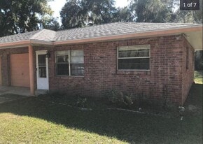 7424 E Ringer Ct in Inverness, FL - Building Photo
