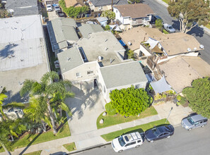 1015 Georgia St in Huntington Beach, CA - Building Photo - Building Photo