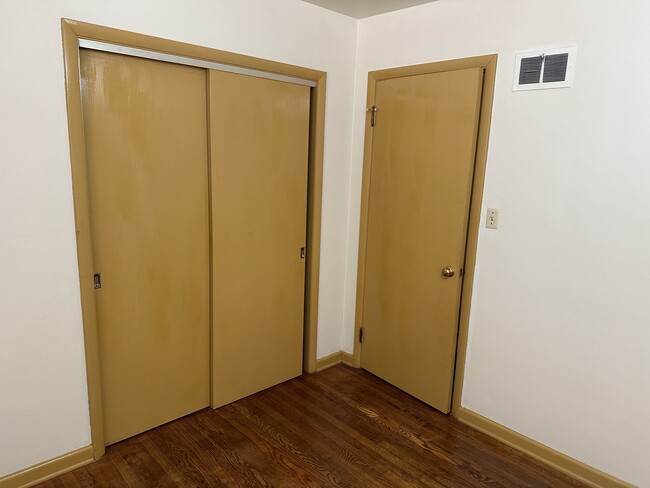 4075 N 85th St, Unit 4075 in Milwaukee, WI - Building Photo - Building Photo