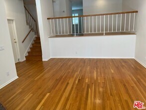 1656 Palisades Dr in Los Angeles, CA - Building Photo - Building Photo