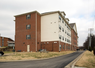 Westwood Senior Homes in Hopkinsville, KY - Building Photo - Building Photo