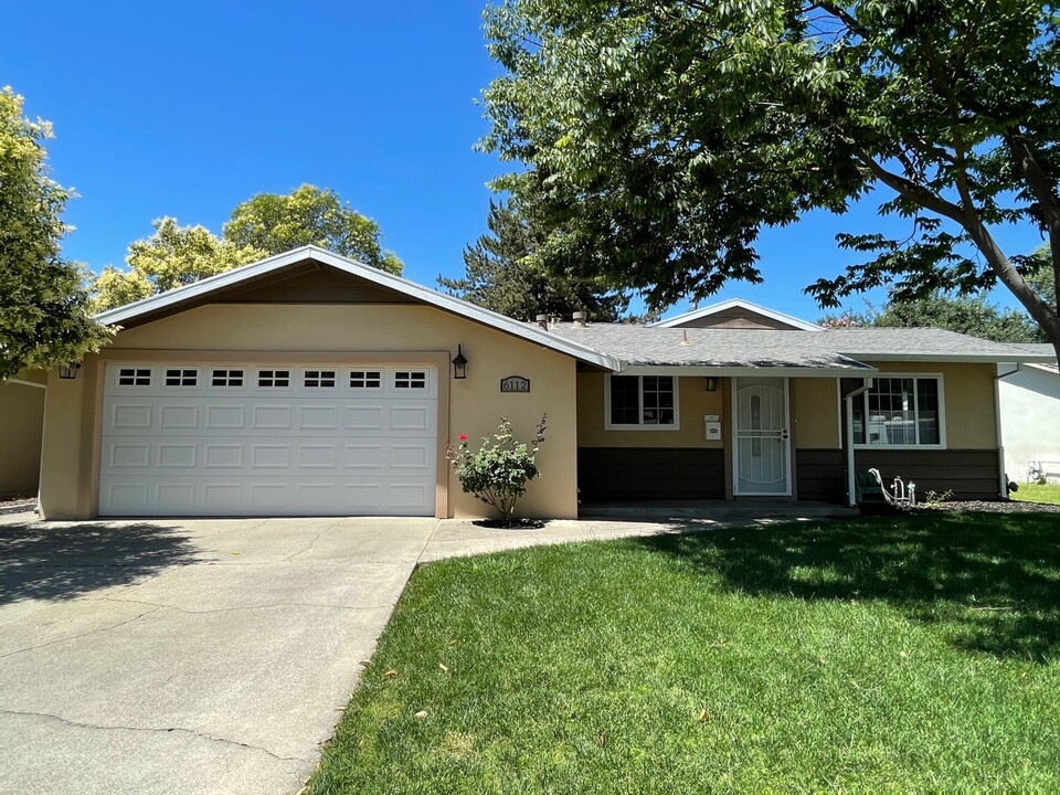 6112 Westbrook Dr in Citrus Heights, CA - Building Photo