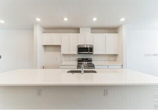 2905 Voyager Ave in St. Cloud, FL - Building Photo - Building Photo