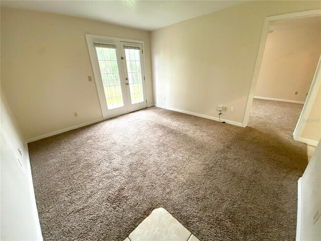 10105 N Alafaya Trail in Orlando, FL - Building Photo - Building Photo