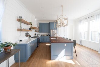 1206 E Fisher St in Pensacola, FL - Building Photo - Building Photo