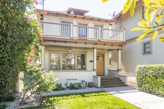 847 E Kensington Rd in Los Angeles, CA - Building Photo - Building Photo