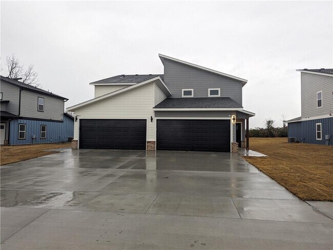 property at 1402 SW Casuarina Dr