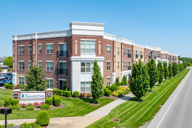 The Grandstone in Mason, OH - Foto de edificio - Building Photo
