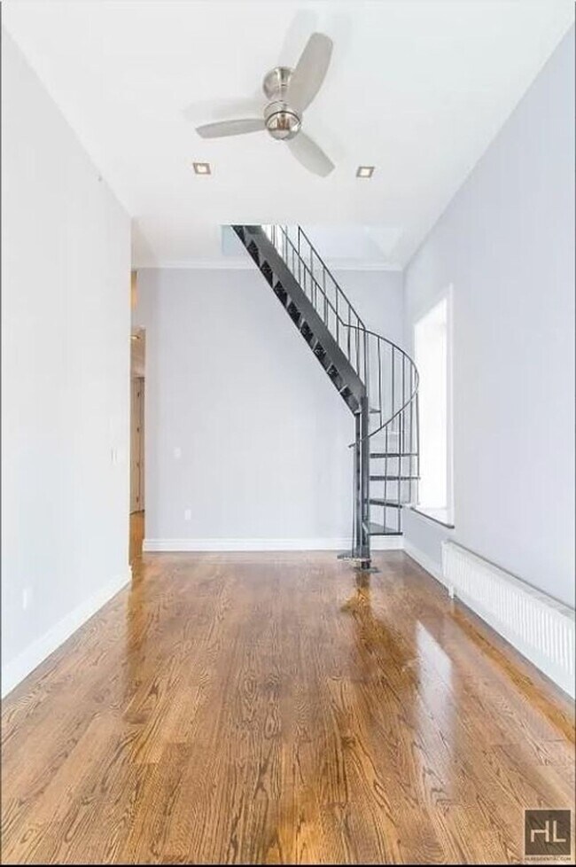 East 13th Street in New York, NY - Building Photo - Building Photo