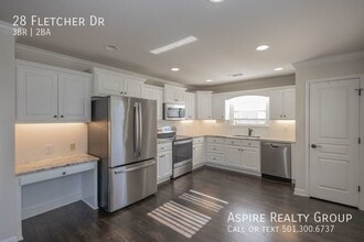 28 Fletcher Dr in Austin, AR - Building Photo - Building Photo