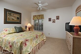 26930 Wedgewood Dr in Bonita Springs, FL - Building Photo - Building Photo