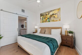 494 W 300 N in Salt Lake City, UT - Building Photo - Building Photo