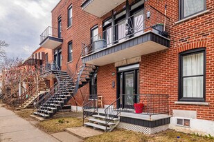 6256-6270 De Bordeaux St in Montréal, QC - Building Photo