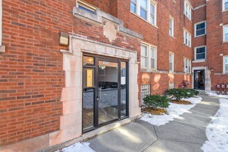 10320-28 S Walden Pkwy in Chicago, IL - Building Photo - Interior Photo