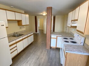 79 Hawley St in Northampton, MA - Building Photo - Building Photo