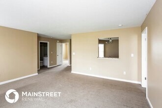 3712 LimeLight Ln in Whitestown, IN - Foto de edificio - Building Photo