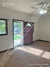 820 N Elm St in Ponca City, OK - Building Photo - Building Photo