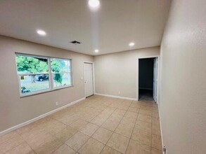 702 SW 2nd St in Delray Beach, FL - Building Photo - Building Photo