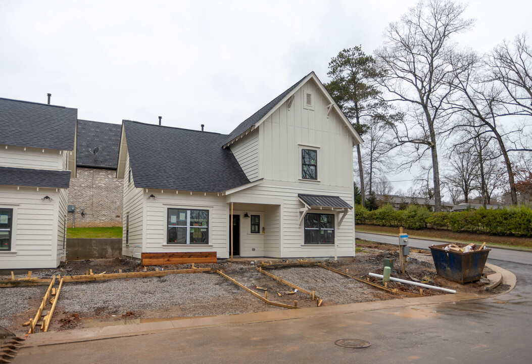 Park Place in Vestavia, AL - Building Photo