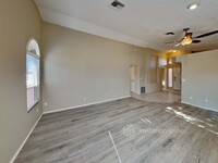 1055 W Sunward Dr in Gilbert, AZ - Building Photo - Building Photo