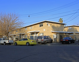 Townhouse Gardens Apartments