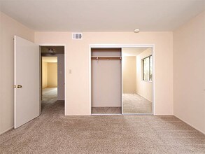 532 Forest Ave in Palo Alto, CA - Foto de edificio - Building Photo