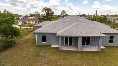2422 Mae Ave S in Lehigh Acres, FL - Building Photo - Building Photo