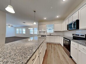 1328 Mount Logan Dr in Apopka, FL - Building Photo - Building Photo