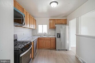 220 College Dr in Pemberton, NJ - Building Photo - Building Photo