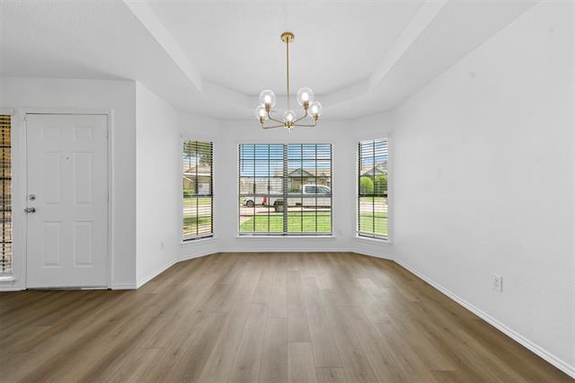4048 St Christopher Ln in Dallas, TX - Foto de edificio - Building Photo
