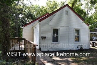 1514 N Spring St in Independence, MO - Building Photo - Building Photo