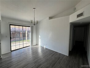 3653 N Roosevelt St in Kingman, AZ - Building Photo - Building Photo