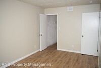 6049 Northcrest Cir photo'