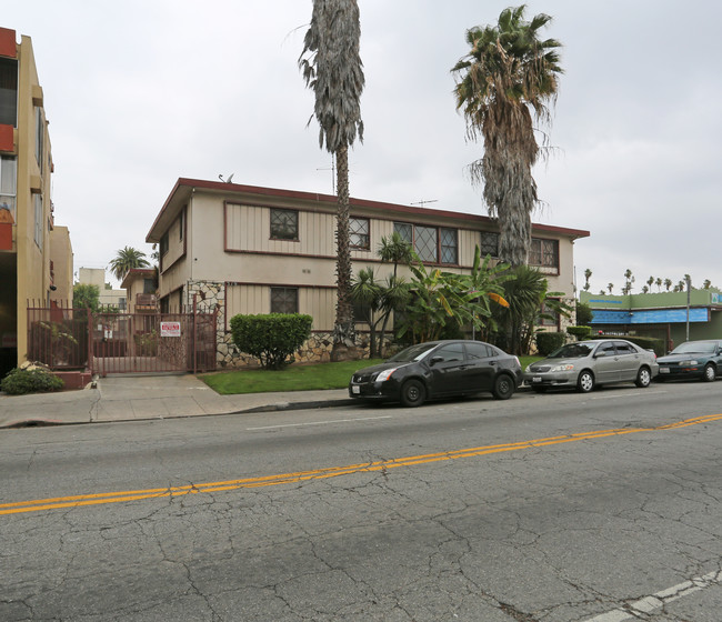 319 S Normandie Ave in Los Angeles, CA - Building Photo - Building Photo