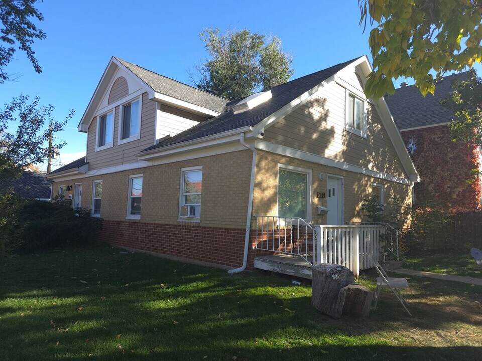 896 18th St in Boulder, CO - Building Photo