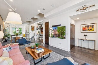 1825 19th St NW in Washington, DC - Building Photo - Building Photo